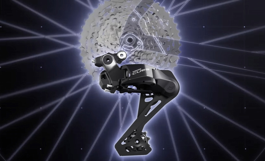 クロスバイクの価格上昇要因となるディスクブレーキや高品質パーツのクローズアップ画像